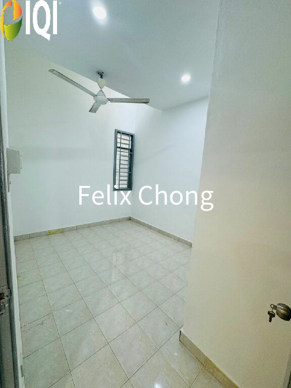 Taman Wawasan Kelapa Sawit 1 Sty Terrace,Jalan Merpati,Kulai,Renovated image