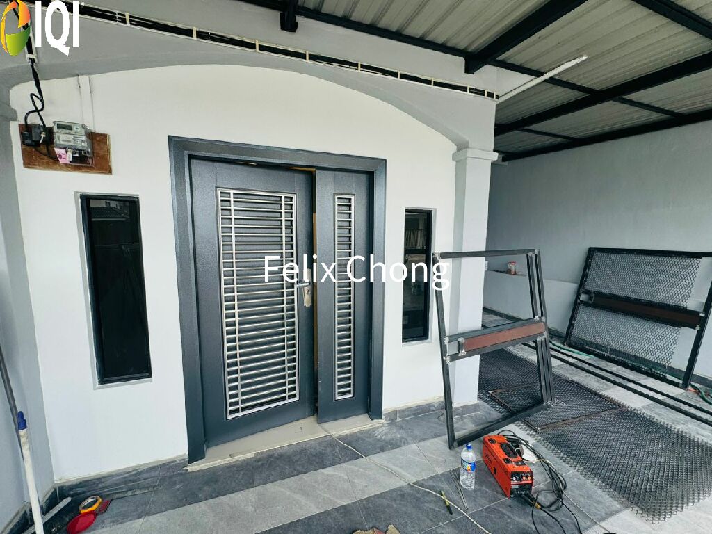 Taman Wawasan Kelapa Sawit 1 Sty Terrace,Jalan Merpati,Kulai,Renovated image