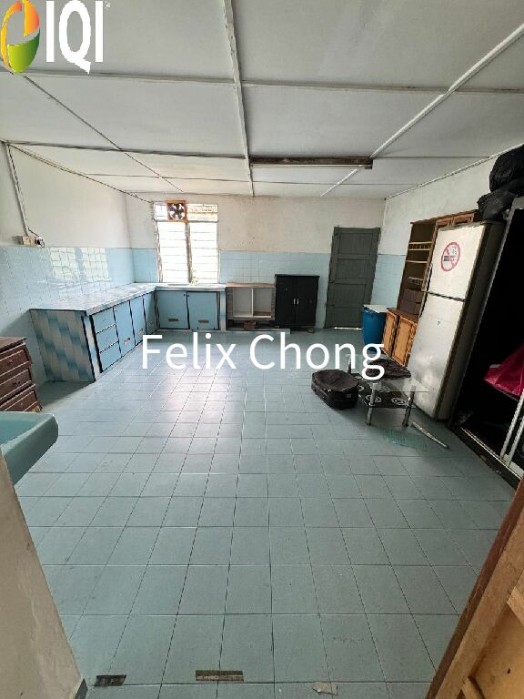 Taman Sri Jaya 2 Sty Low Cost,Kluang,Johor Bahru,Original Condition image