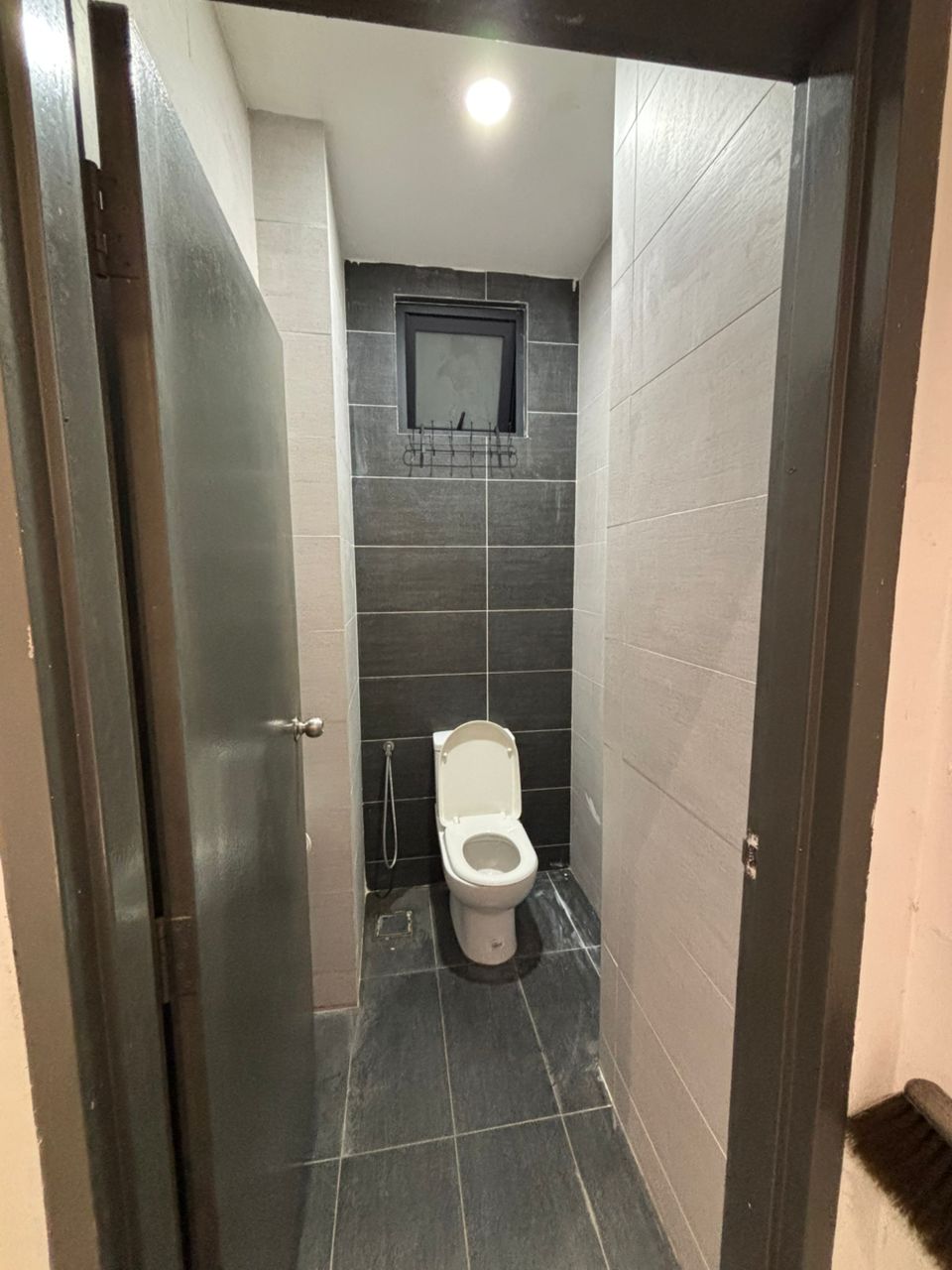 Q Avenue, Queensville image