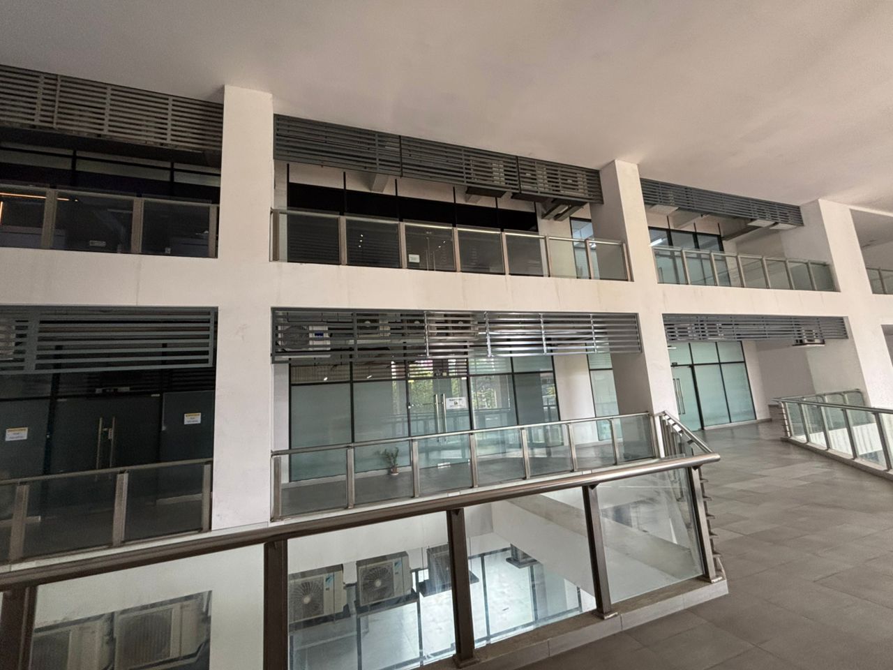 Q Avenue, Queensville image