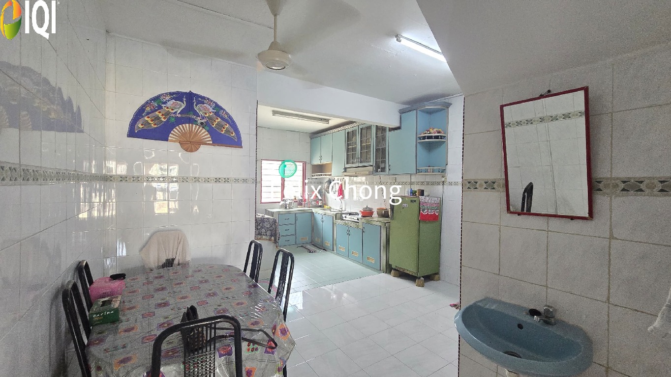 Taman Titiwangsa 2 Sty Low Cost,Kluang,Johor Bahru,Renovated,Extend image