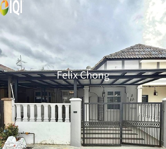 Taman Universiti 1 Sty Terrace,Jalan Kemuliaan,Skudai,Renovated,Bumi Lot photo