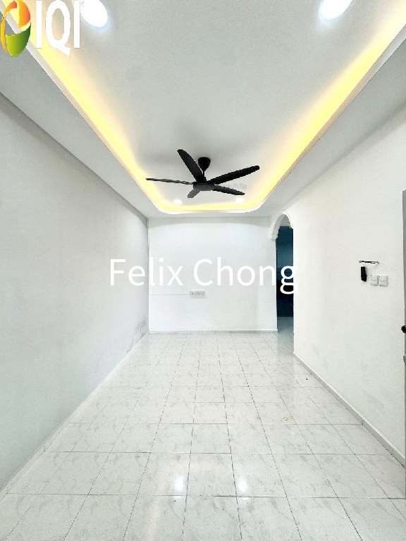 Taman Universiti 1 Sty Terrace,Jalan Kemuliaan,Skudai,Renovated,Bumi Lot image