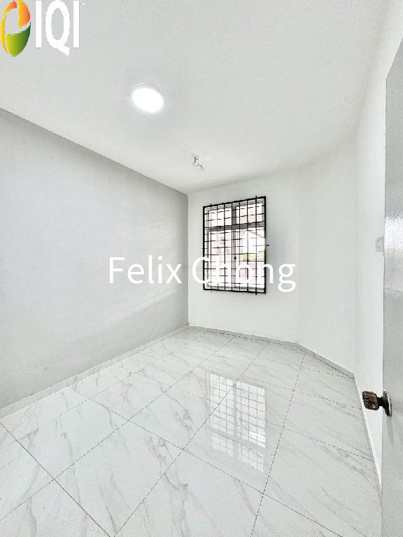 Taman Universiti 1 Sty Terrace,Jalan Kemuliaan,Skudai,Renovated,Bumi Lot image