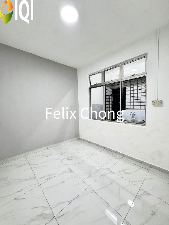 Taman Universiti 1 Sty Terrace,Jalan Kemuliaan,Skudai,Renovated,Bumi Lot image