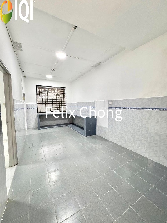 Taman Universiti 1 Sty Terrace,Jalan Kemuliaan,Skudai,Renovated,Bumi Lot image