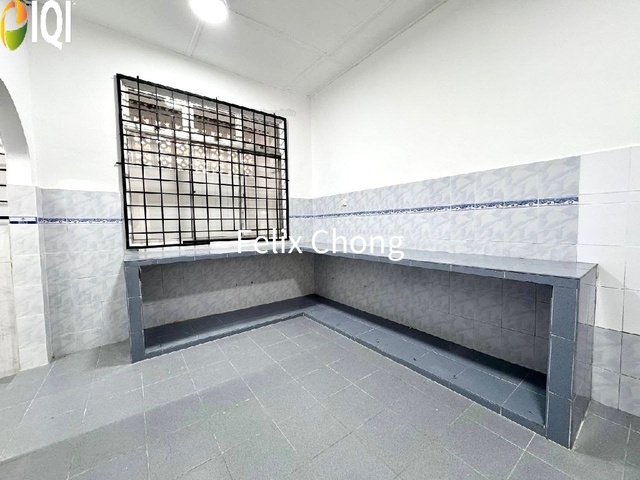 Taman Universiti 1 Sty Terrace,Jalan Kemuliaan,Skudai,Renovated,Bumi Lot image