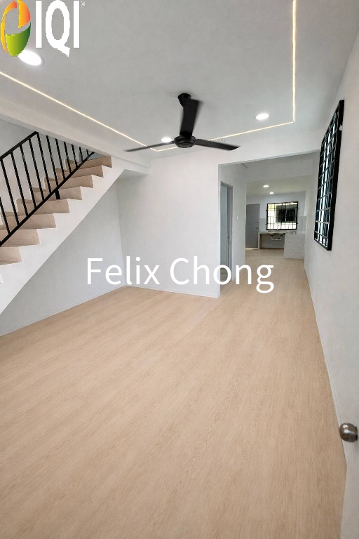 Taman Sri Sentosa 2 Sty Low Cost Corner Lot,Jalan Sentosa,Kulai,Renovated image