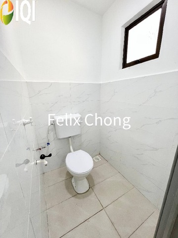 Taman Sri Sentosa 2 Sty Low Cost Corner Lot,Jalan Sentosa,Kulai,Renovated image