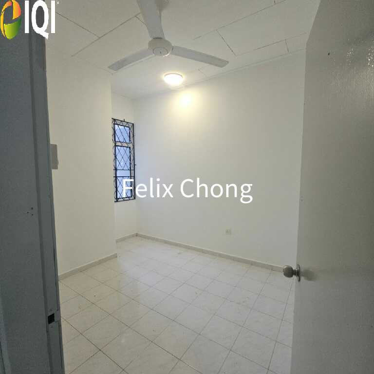 Taman Senai Utama Single Storey Terrace,Renovated,Senai,Kulai image