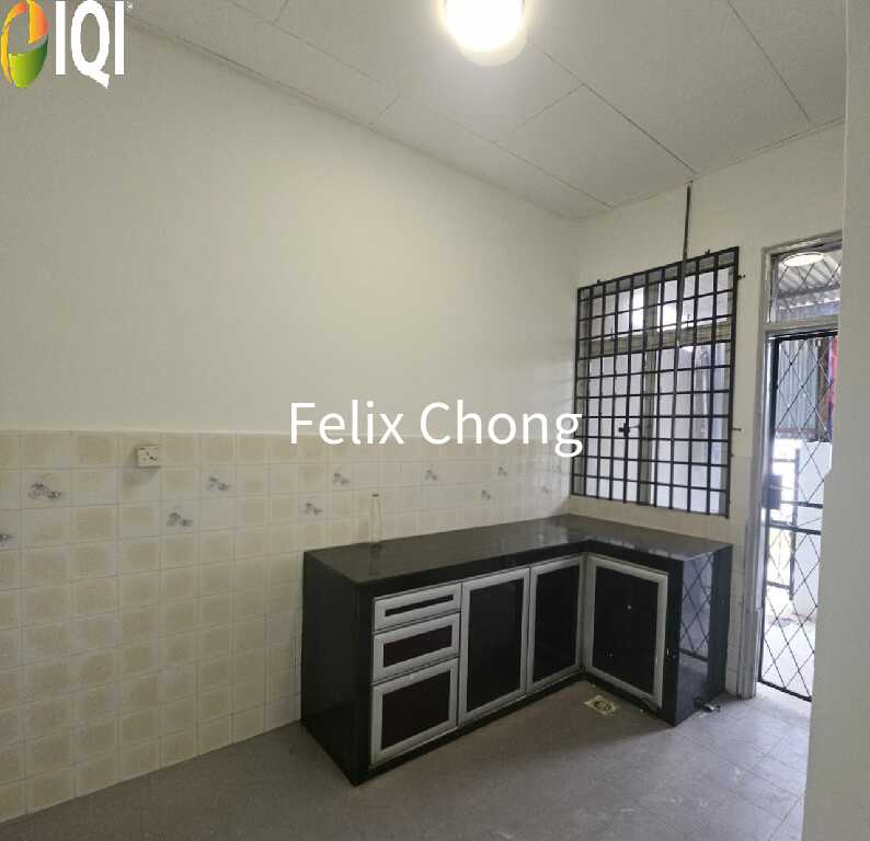 Taman Senai Utama Single Storey Terrace,Renovated,Senai,Kulai image