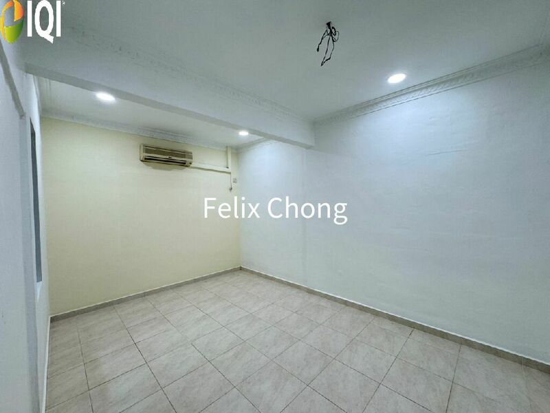 Bandar Baru Uda 1 Sty Terrace,Jalan Padi,Johor Bahru,Renovated,Bumi Lot