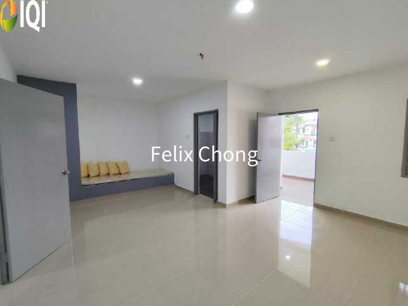 Taman Sri Putri Double Storey Terrace,Jalan Gangsa,Skudai,Renovated