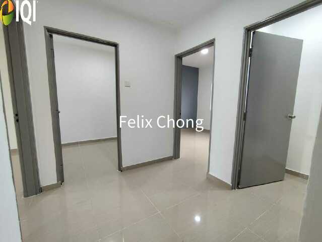 Taman Sri Putri Double Storey Terrace,Jalan Gangsa,Skudai,Renovated image