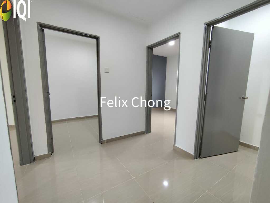 Taman Sri Putri Double Storey Terrace,Jalan Gangsa,Skudai,Renovated image