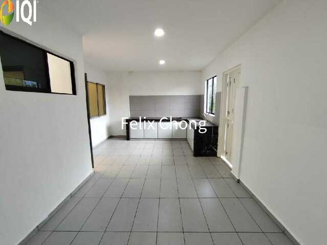 Taman Sri Putri Double Storey Terrace,Jalan Gangsa,Skudai,Renovated image