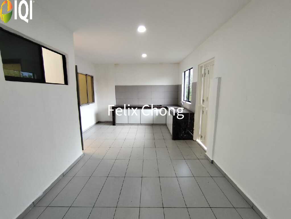 Taman Sri Putri Double Storey Terrace,Jalan Gangsa,Skudai,Renovated image