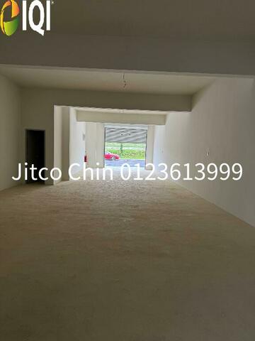 22x75 New Sendayan Gadong Labu Seremban Bidara Irama Main Road 2sty Shop lot for Rent image