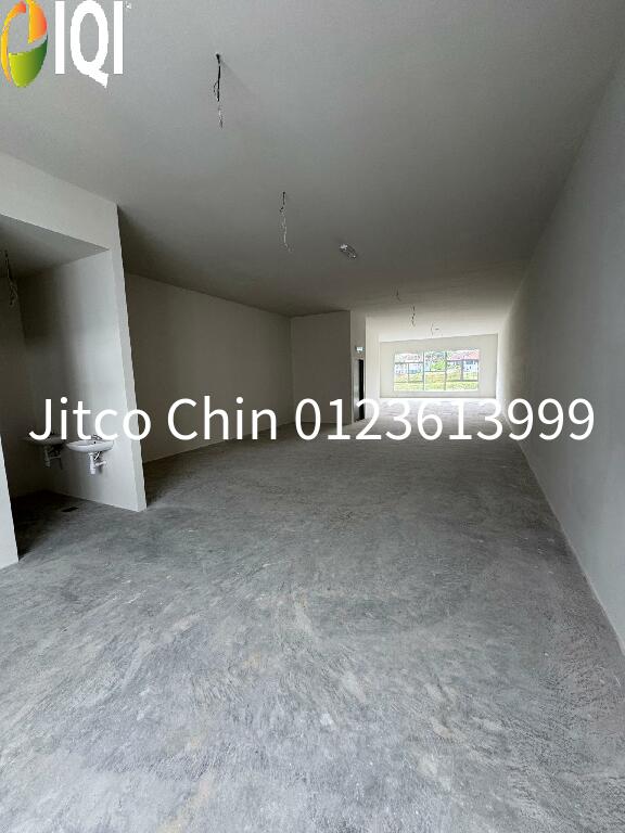 22x75 New Sendayan Gadong Labu Seremban Bidara Irama Main Road 2sty Shop lot for Rent image