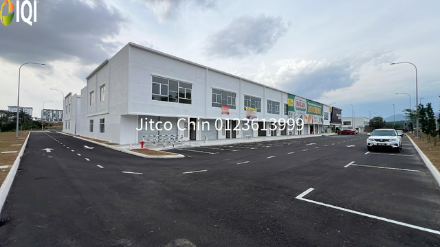 22x75 New Sendayan Gadong Labu Seremban Bidara Irama Main Road 2sty Shop lot for Rent image