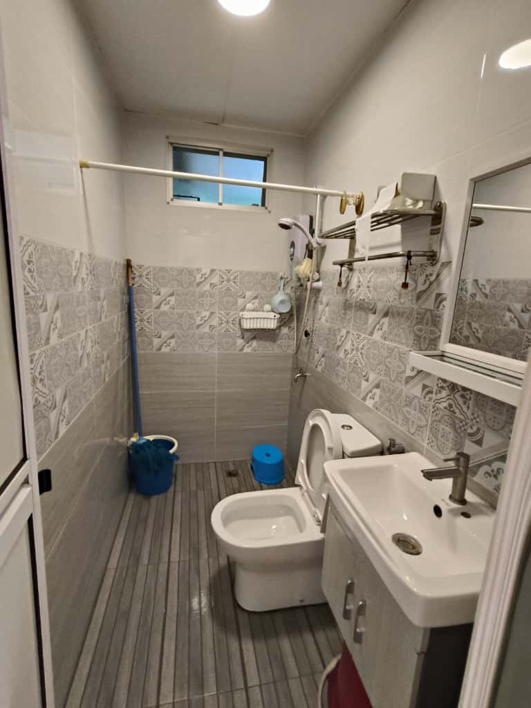 Beverly Hills 3 image