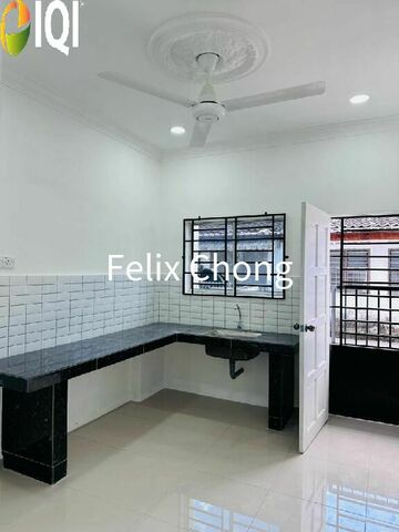 Taman Indah Jaya 1 Sty Low Cost,Jalan Belida,Kluang,Renovated,Extend image