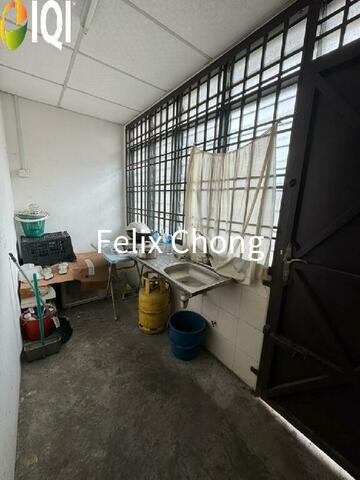 Taman Rinting 1 Sty Low Cost Shop Lot,Jalan Ketapang,Masai,Roi 4.5 image