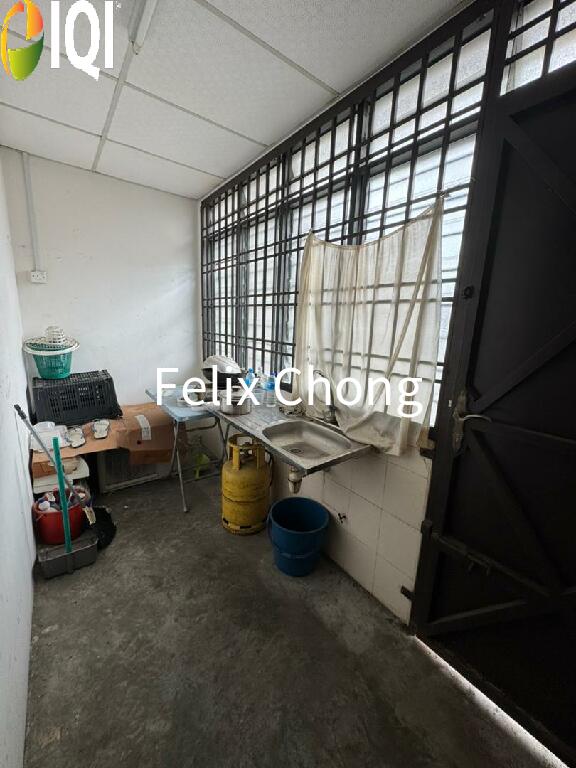 Taman Rinting 1 Sty Low Cost Shop Lot,Jalan Ketapang,Masai,Roi 4.5 image