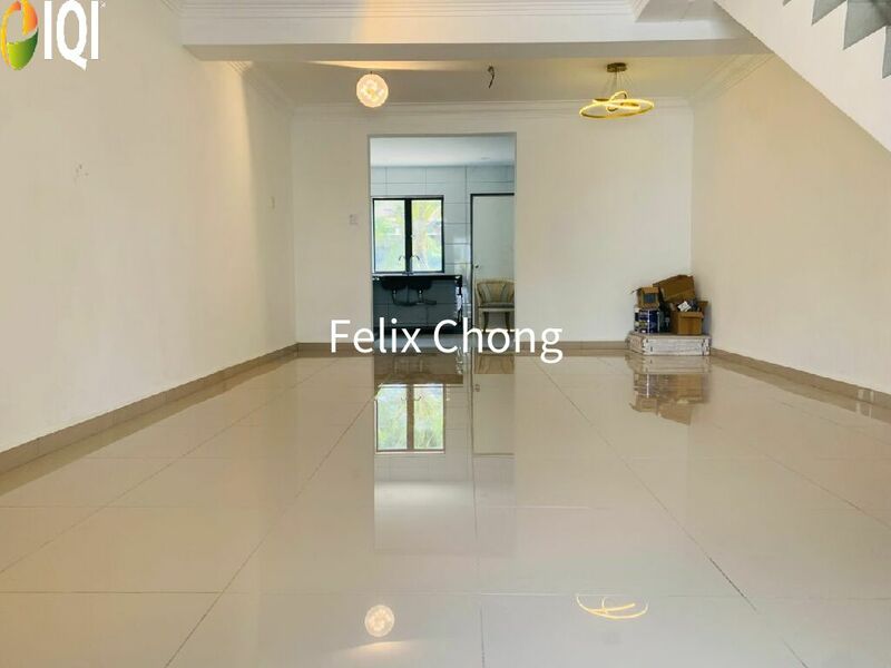 Taman Daya 2 Sty Low Cost,Jalan Pinang,Johor Bahru,Renovated,Extend