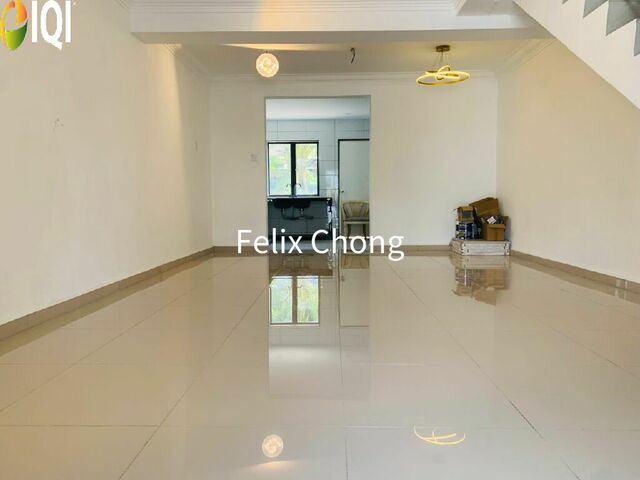 Taman Daya 2 Sty Low Cost,Jalan Pinang,Johor Bahru,Renovated,Extend image
