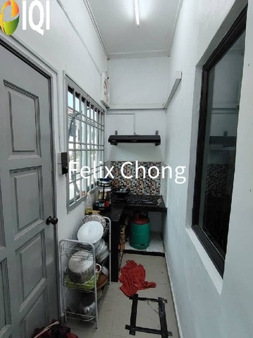 Taman Pulai Emas 1 Sty Terrace,Renovated,Johor Bahru,Full Loan,Extend image