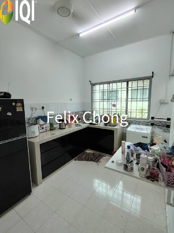 Taman Pulai Emas 1 Sty Terrace,Renovated,Johor Bahru,Full Loan,Extend image