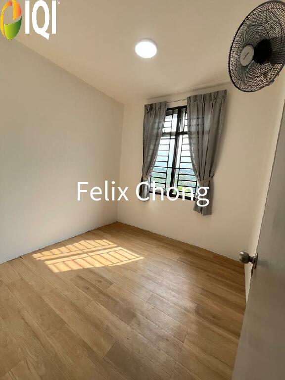 Taman Seri Molek Perdana Apartment,Renovated,Level 7 with Lift image