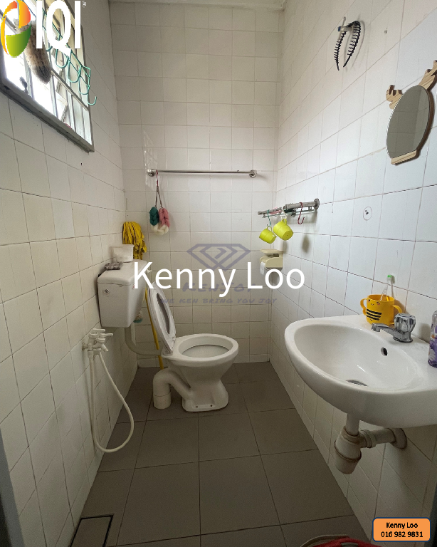 Kampung Padang Taman Impian image