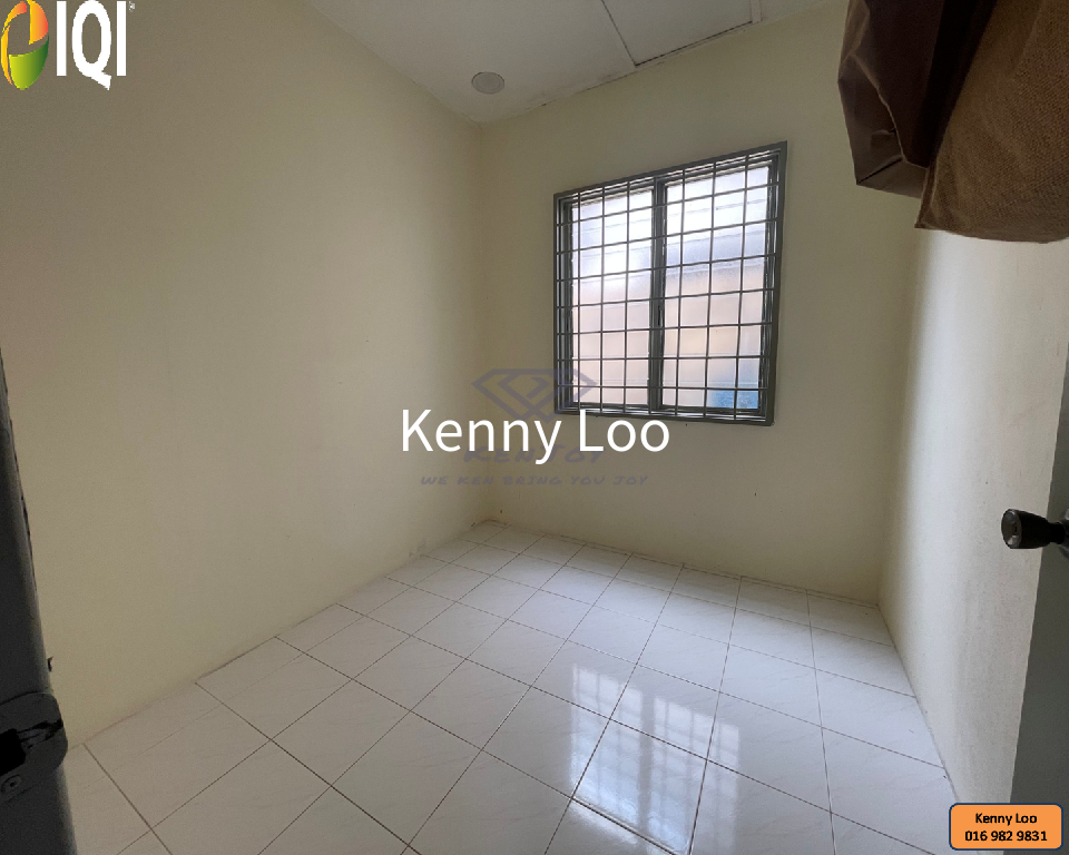 Kampung Padang Taman Impian image