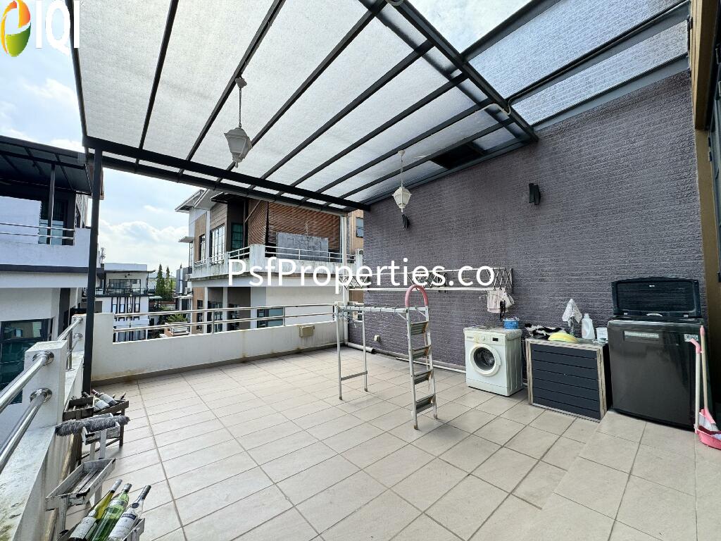 Jelutong Heights image