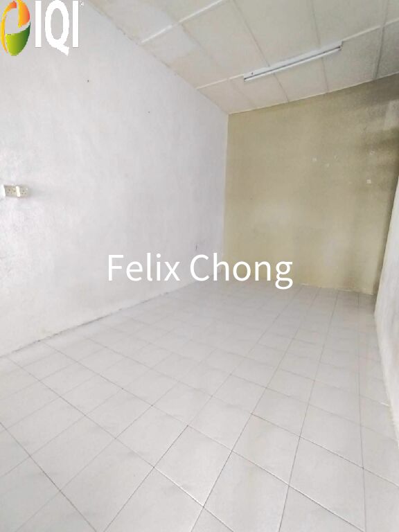 Taman Desa Single Storey Terrace,Jalan Desa,Kulai,Original Condition image