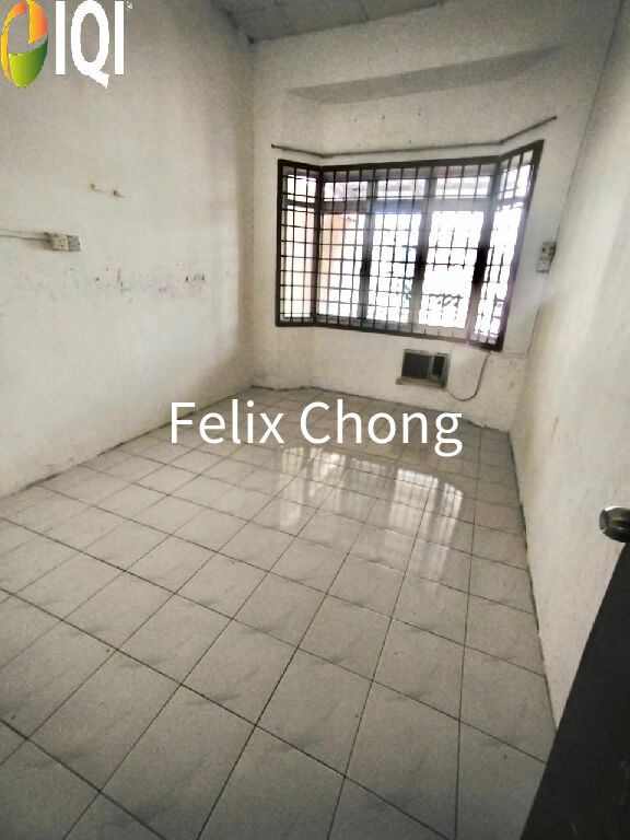 Taman Desa Single Storey Terrace,Jalan Desa,Kulai,Original Condition image