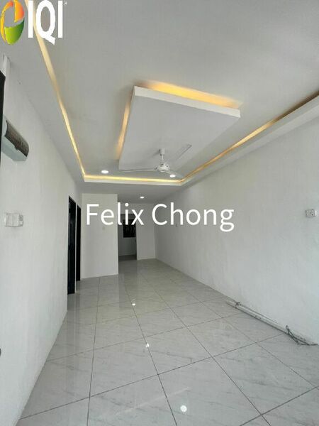 Taman Universiti 1 Sty Low Cost,Jalan Kebangsaan,Skudai,Renovated