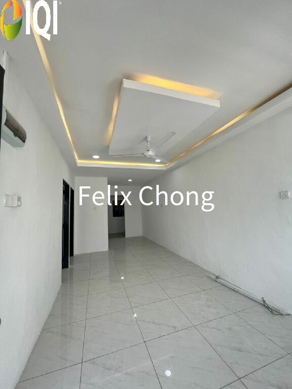 Taman Universiti 1 Sty Low Cost,Jalan Kebangsaan,Skudai,Renovated image