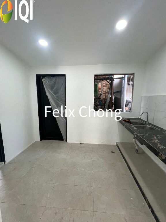 Taman Universiti 1 Sty Low Cost,Jalan Kebangsaan,Skudai,Renovated image