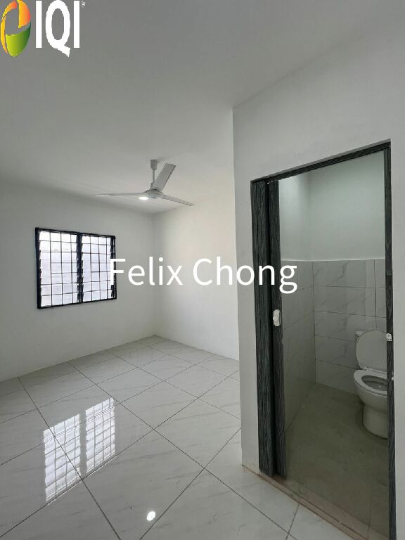 Taman Universiti 1 Sty Low Cost,Jalan Kebangsaan,Skudai,Renovated image