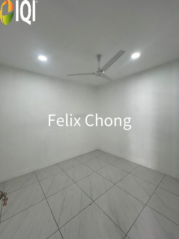 Taman Universiti 1 Sty Low Cost,Jalan Kebangsaan,Skudai,Renovated image