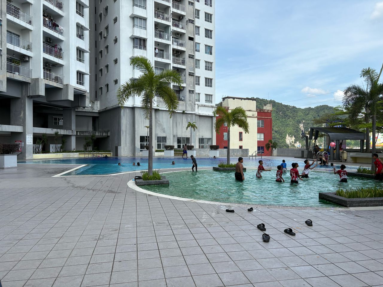 Symphony Heights image