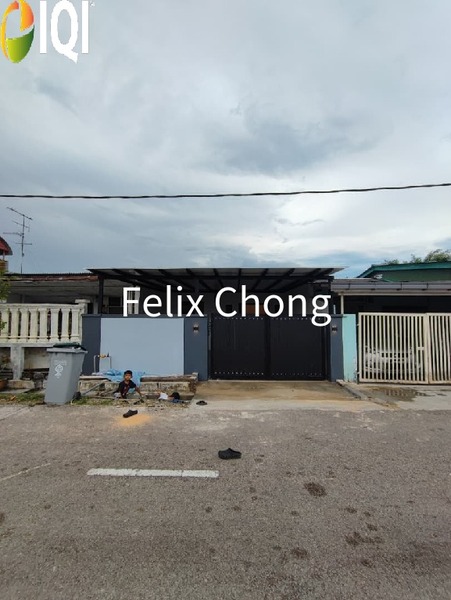 Kampung Kiambang 1 Sty Low Cost,Jalan Melor,Ulu Tiram,Renovated,Full Loan