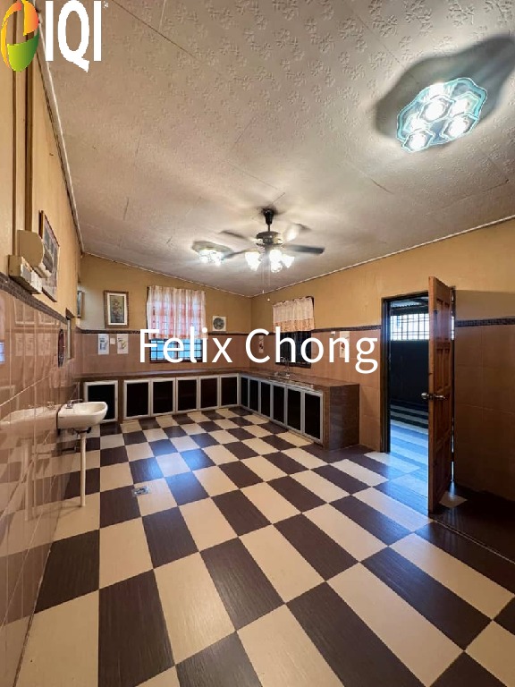 Taman Impian Jaya Double Storey Terrace,Full Loan,Senai,Renovated,Extend image