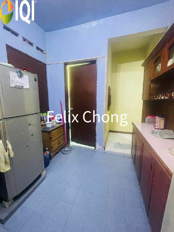 Taman Pulai Indah 2 Sty Medium Cost,Johor Bahru,Renovated,Full Loan image