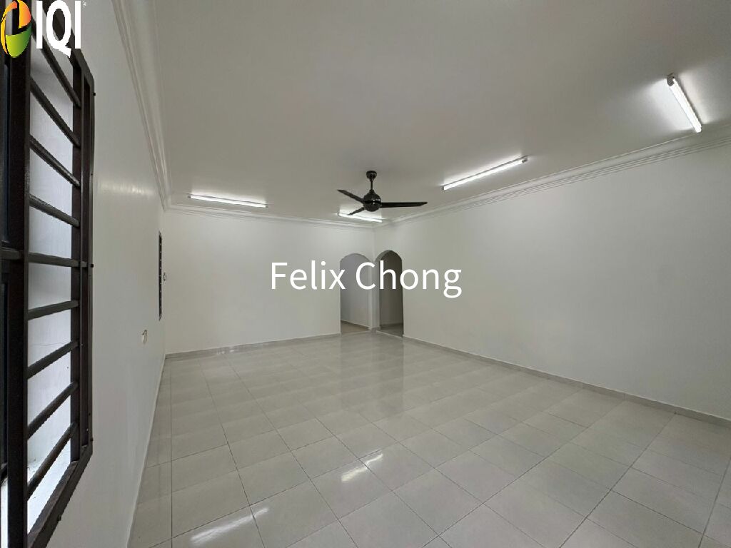 Taman Universiti 1 Sty Low Cost Corner,Jalan Perubatan,Skudai,Full Loan image