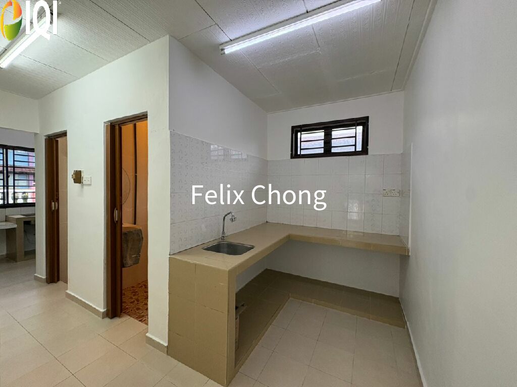 Taman Universiti 1 Sty Low Cost Corner,Jalan Perubatan,Skudai,Full Loan image